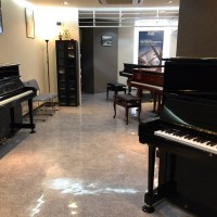 ボストン・エセックスピアノショールーム