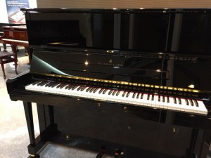 スタインウェイアップライトピアノK-132